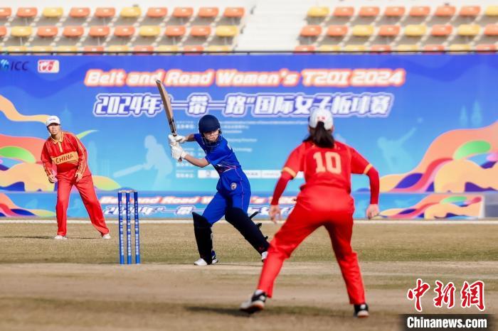 “一带一路”国际女子板球赛在杭州正式揭幕，