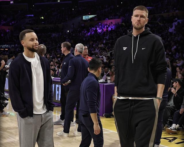 波尔津吉斯坦言与库里搭档存在不确定性 休赛期