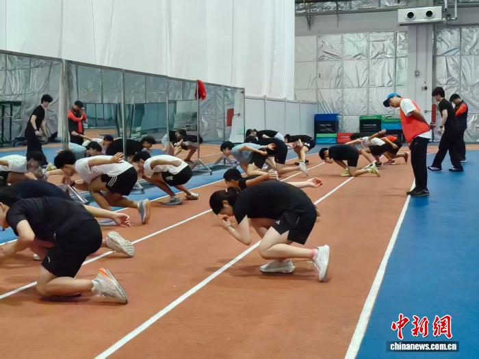 韩国教练李在卿执教五年助力河北短道速滑队崛